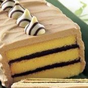 HERSHEY'S HUGS & KISSES Pound Cake Torte