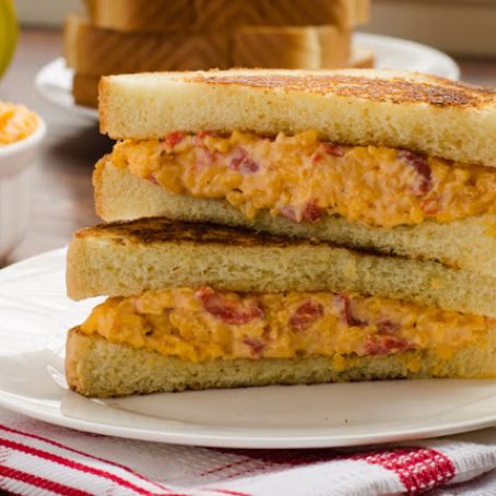 Georgia Pimento Cheese Sandwich