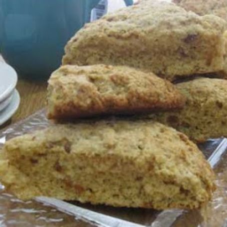 Gingersnap Scones - Starbucks Copycat