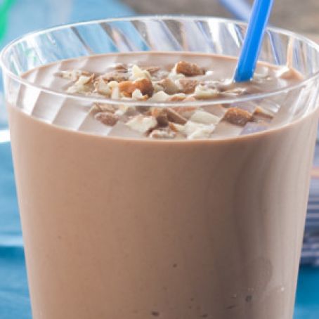 Banana and Nutella Smoothie with Chopped Almonds