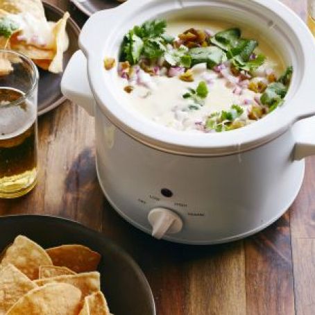 Slow Cooker Queso Dip