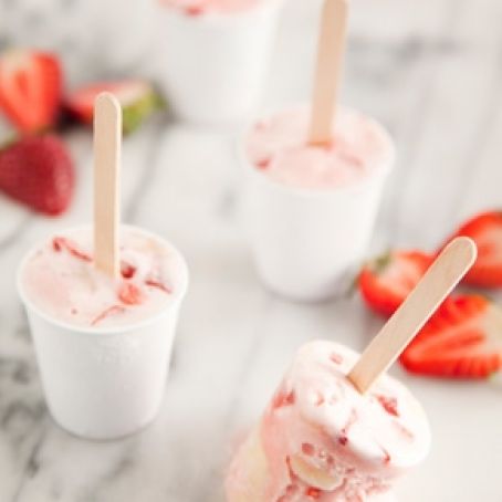 Strawberry Banana Ice Pops