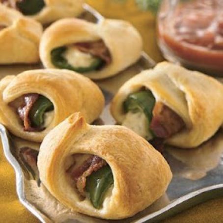 Crescent Jalapeno Poppers