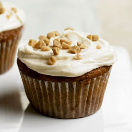Cream Soda Toffee Cupcakes