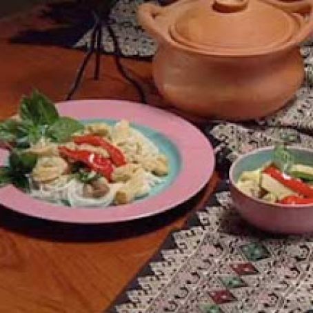 Thai Green Chicken Curry (with Rice Noodles)