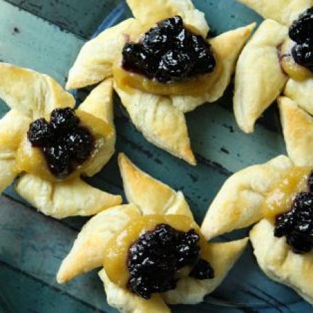 Blueberry Almond Delight Bites