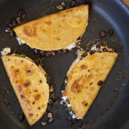 Crunchy Black Bean Tacos