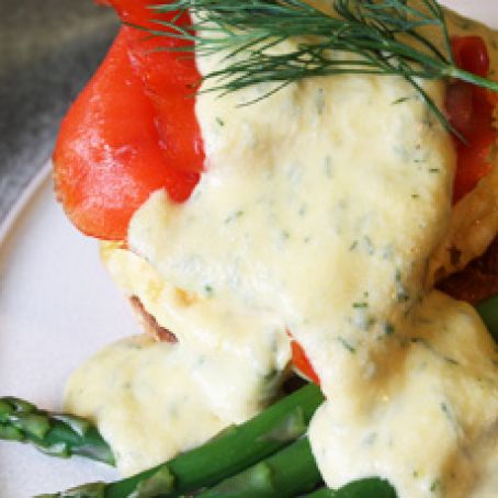 Smoked Salmon and Asparagus Benedict
