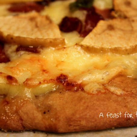 Autumn Apple Pizza with Whole Wheat Crust