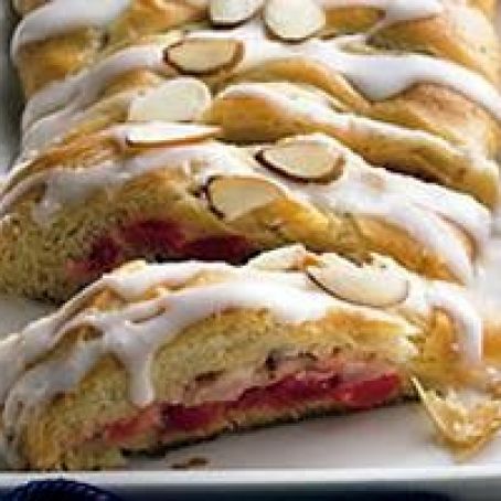 Cherry Cream Cheese Coffee Cake