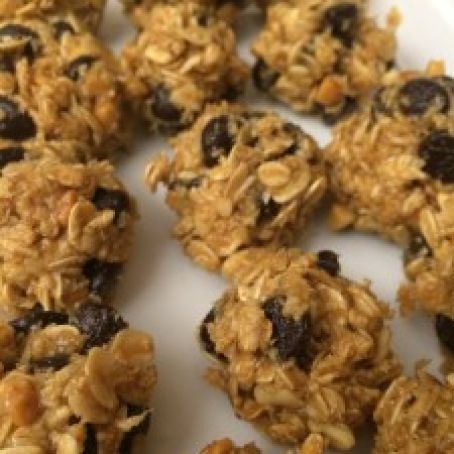 Peanut Butter Oatmeal Balls