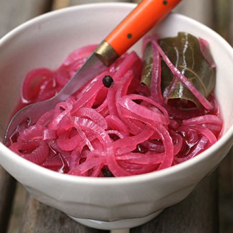 Quick Pickled Red Onions