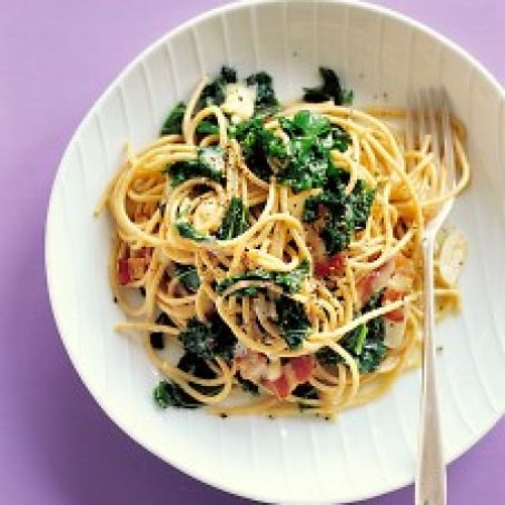 Whole-Wheat Pasta with Kale and Fontina