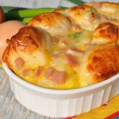 Overnight Ham, Egg & Cheese Monkey Bread