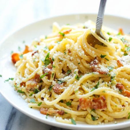 Spaghetti Carbonara Damn Delicious