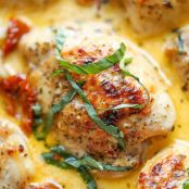 Chicken with Sun-Dried Tomato Cream Sauce