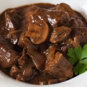 Slow Cookers Red Wine and Mushroom Beef Stew