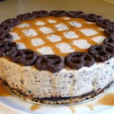 ice cream pretzel cake