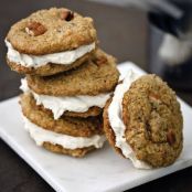Low Carb Spiced Whoopie Pies
