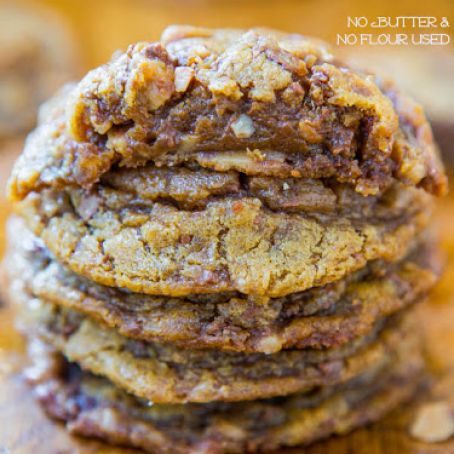 Soft and Chewy Toffee and Milk Chocolate Peanut Butter Cookies (gluten-free)