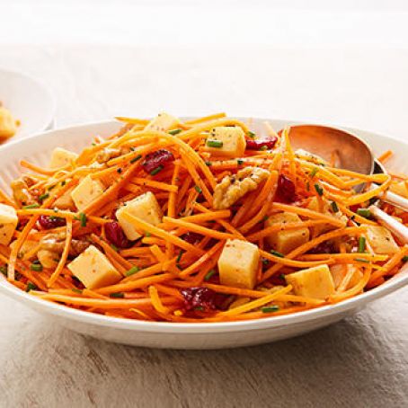 Carrot, cranberry & Gouda salad
