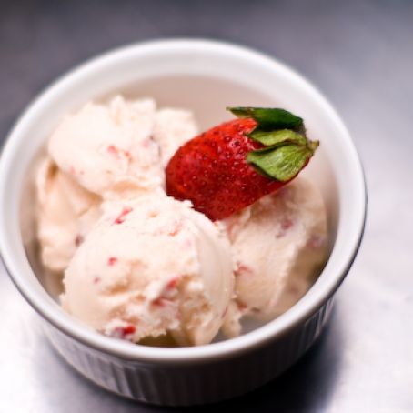 Strawberry Buttermilk Ice Cream