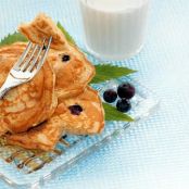 Golden Blueberry Pancakes