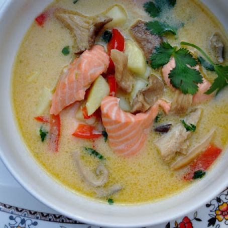 ASIAN****Red Curry Salmon Chowder