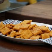 Smokey Cheddar Cheese Crackers