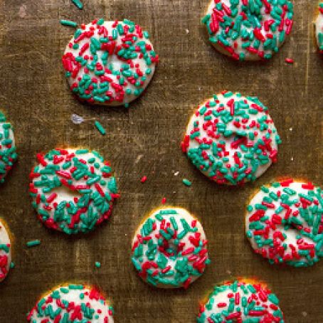 Mexican Butter Cookies with Sprinkles (Galletas con Chochitos)