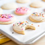 Lofthouse-Style Frosted Sugar Cookies