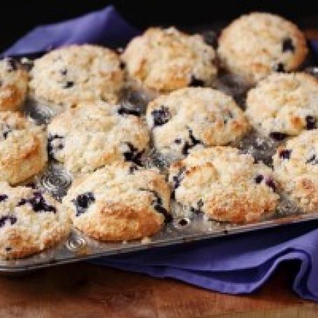 Muffins: Lemon Blueberry or Lemon Poppyseed