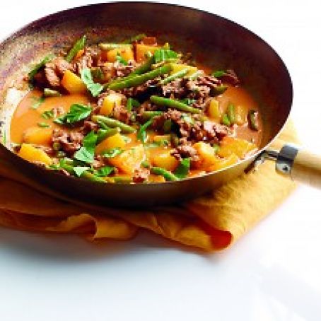 Beef and Pineapple Red Curry