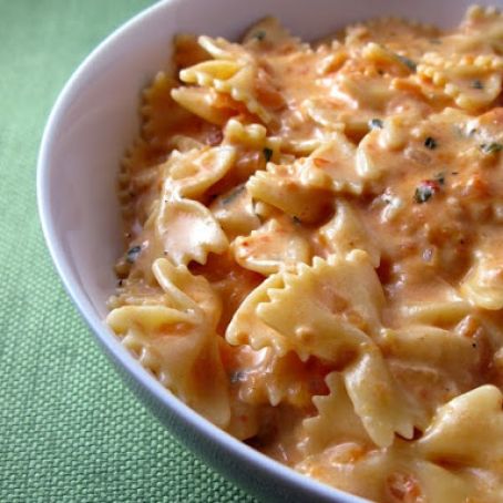 Creamy Tomato Pasta