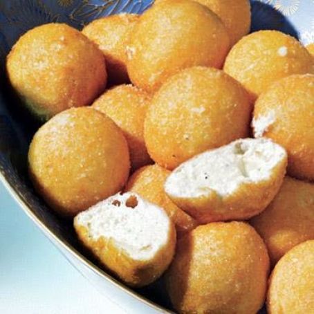 SMOKEY RICOTTA FRITTERS