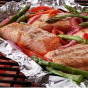 Grilled Salmon & Asparagus Packets