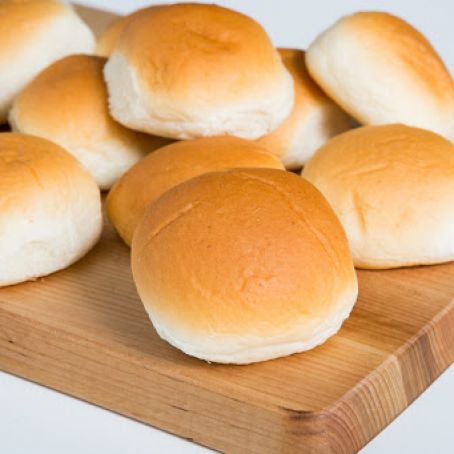 Gloria's Buns/½ Recipe (Bread Machine)