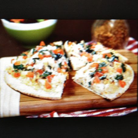 Pizza: Garlic Chicken Pizza (HG's)