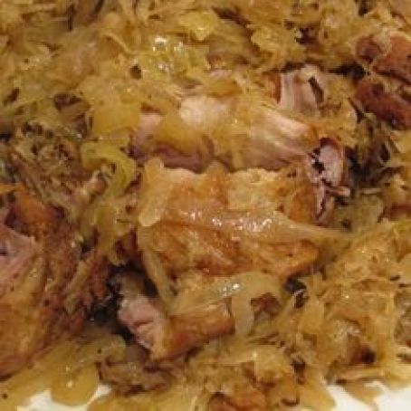 Slow Cooker Pork Chops & Sauerkraut