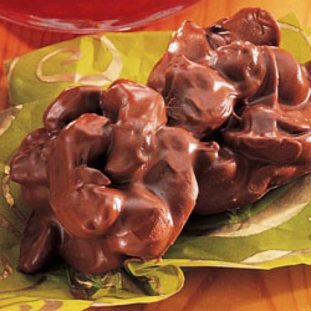 CASHEW CLUSTERS