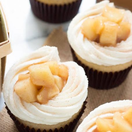 Apple Pie Cupcakes with Vanilla Buttercream Frosting
