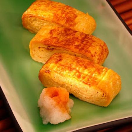 Dashi-Maki Tamago (Japanese Egg Omelet)