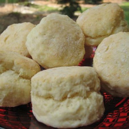 Biscuits: Southern Buttermilk Biscuits