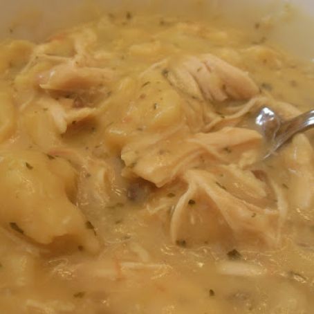 Crockpot Chicken & Dumplings