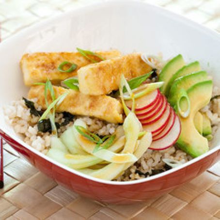 Brown Rice Bowl with Crispy Tofu and Vegetables