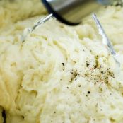 Garlic Yukon Gold Mashed Potatoes****