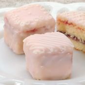 Frosting: Poured Fondant Icing