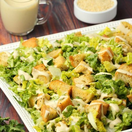 VEGAN CAESAR SALAD WITH CRISPY HOMEMADE CROUTONS