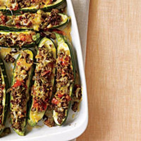 Chili-Beef-Stuffed Zucchini