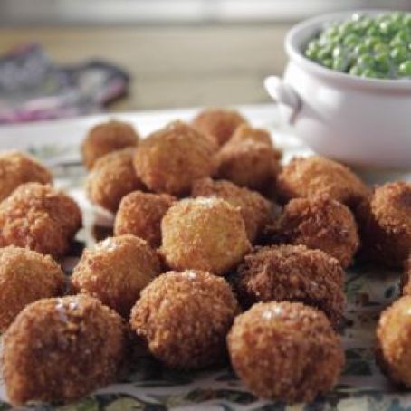 Shrimp Croquettes with Creamed Green Peas